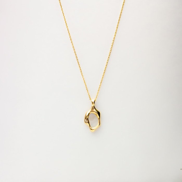 Collar Fluere Pétalo Nácar