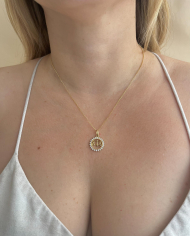 Dije personalizando Justicia Oro 18K Dije personalizando Justicia Oro 18K